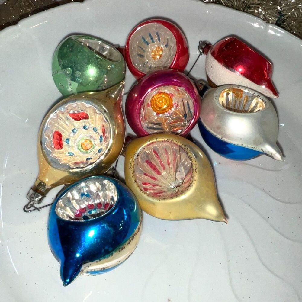 8 beautiful indented vintage Christmas balls made in Poland tear drops & balls - Picture 2 of 5
